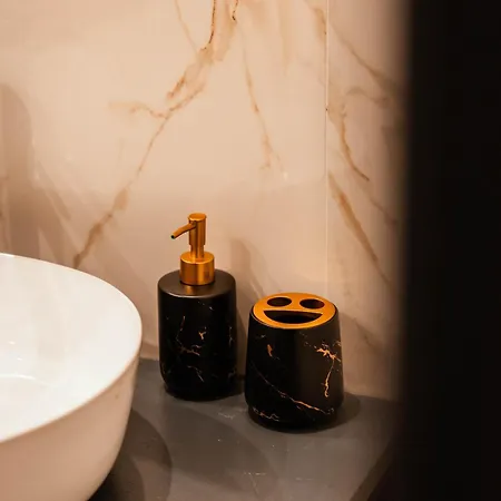 Marylin'S Suite&Spa Con Parcheggio Privato Como Exterior photo